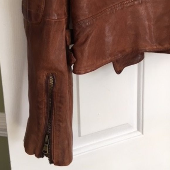 Jacket - Picture 3 of 12